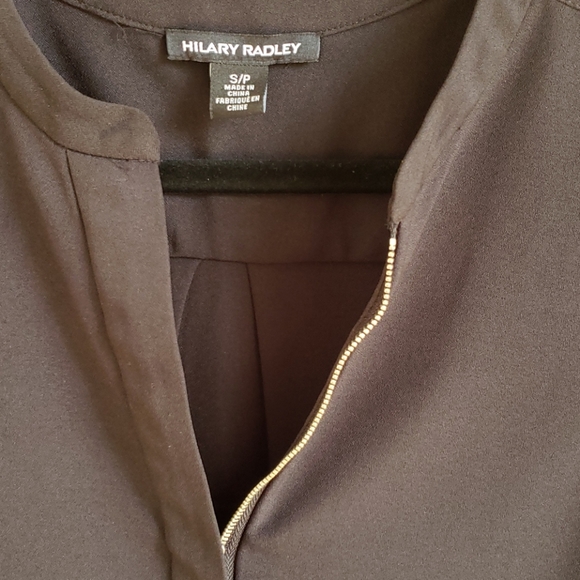 Hilary Radley Sm black zipper top - Picture 2 of 4